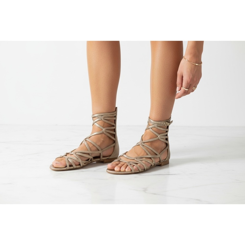 Stuart Weitzman Metallic Gold Leather Strappy Gladiator Flat Sandals Womens 10